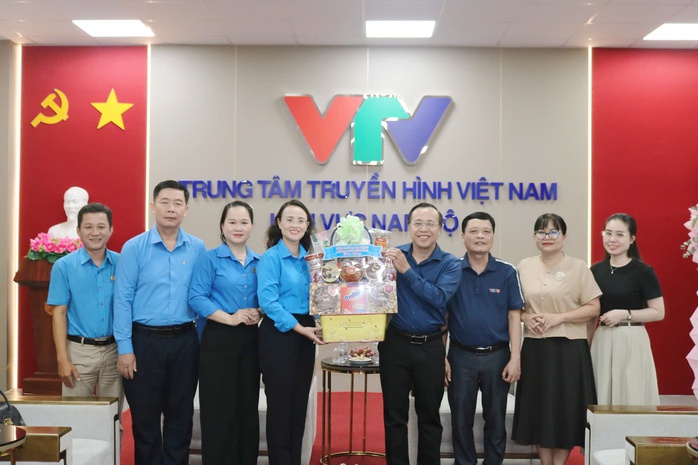 Lãnh đạo LĐLĐ TP Cần Thơ thăm và chúc mừng các cơ quan báo chí năm 2026 - Ảnh 2.