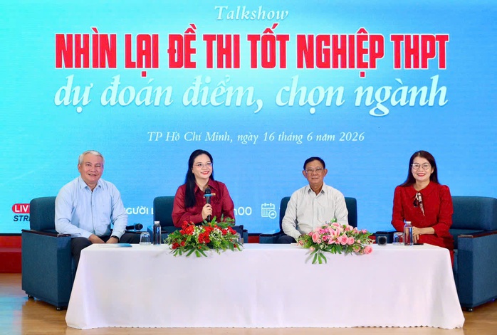 Đừng bỏ lỡ cơ hội v&agrave;o ĐH khi chờ điểm thi - Ảnh 1.