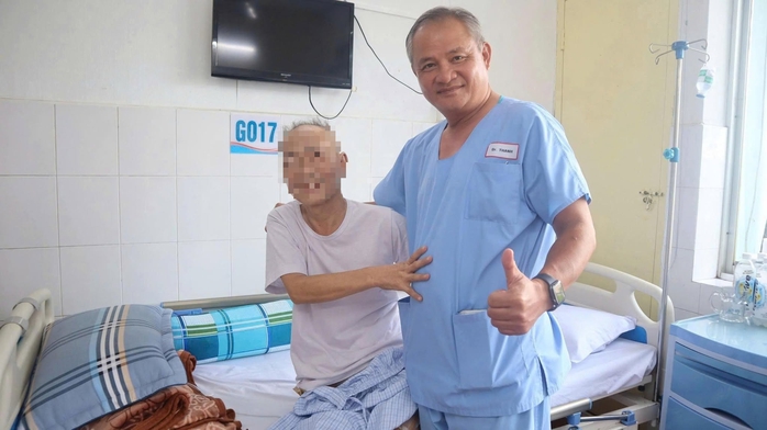Tái tạo thành công vùng mông cho người bị ung thư trực tràng - Ảnh 1.