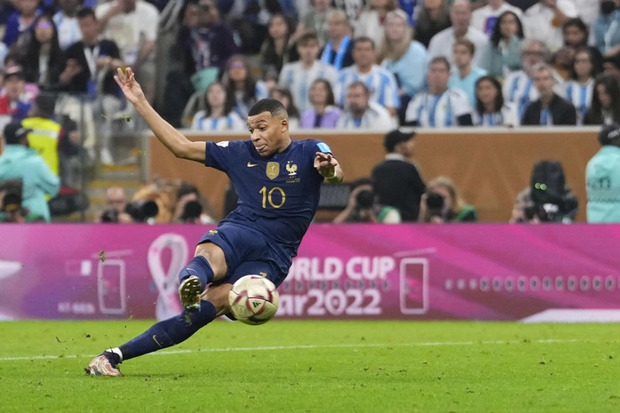 Mbappe - từ thần đồng Bondy đến chân sút vĩ đại nhất “Les Bleus” - Ảnh 2.