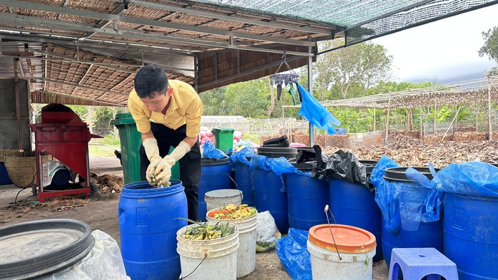 Biến rác thành phân hữu cơ - Ảnh 2.