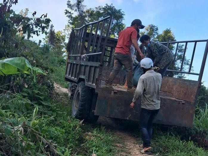 Truy nã đặc biệt dương Qúy Hồng trong vụ nổ súng bắn chết người ở Gia Lai - Ảnh 3. Truy nã đặc biệt dương Qúy Hồng trong vụ nổ súng bắn chết người ở Gia Lai - Ảnh 3.