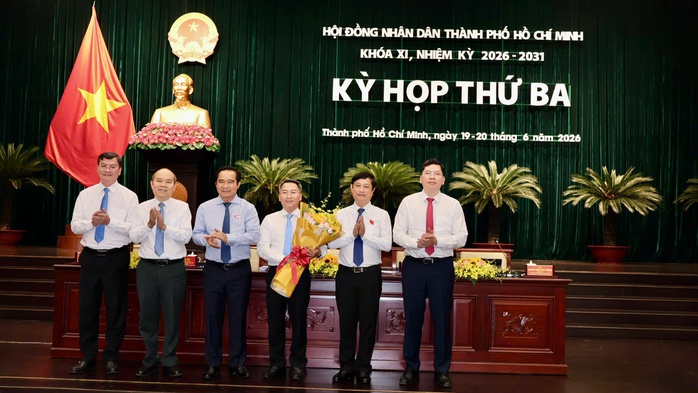 Bí thư phường Sài Gòn làm Giám đốc Sở GD-ĐT TPHCM  - Ảnh 1.