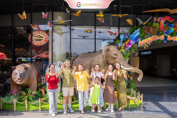 TP HCM lần đầu tiên ra mắt vườn thú công nghệ khổng lồ Magical Zoo tại TTTM Gigamall - Ảnh 2.