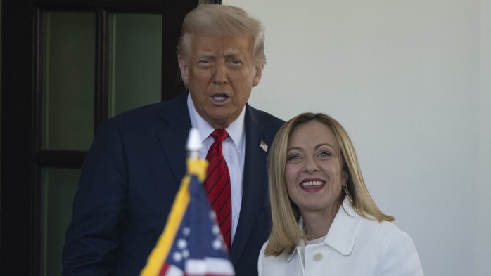 Ông Donald Trump bị tố "bịa chuyện", Ý hủy thẳng chuyến thăm sang Mỹ - Ảnh 1.