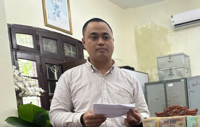 Đường dây SEO cờ bạc thu lợi hàng tỉ đồng bị triệt phá tại Hà Nội năm 2026 - Ảnh 1. Đường dây SEO cờ bạc thu lợi hàng tỉ đồng bị triệt phá tại Hà Nội năm 2026 - Ảnh 1.