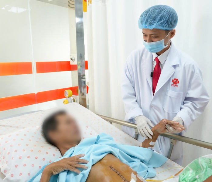 Tưởng chỉ đau bao tử nào ngờ bị ung thư dạ dày - Ảnh 1.