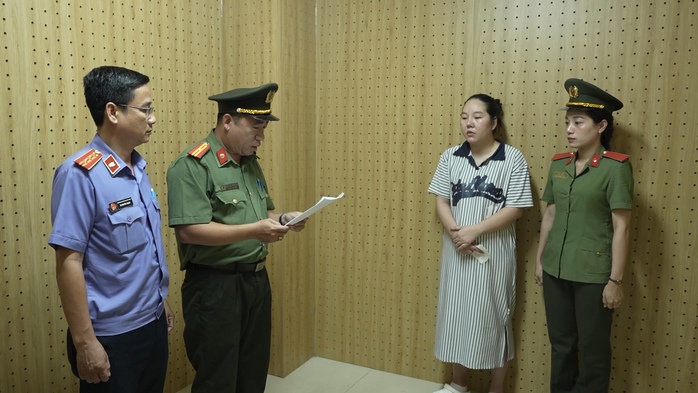 Ph&aacute; loạt &ldquo; tổng h&agrave;nh dinh &rdquo; lừa đảo xuy&ecirc;n quốc gia ở TPHCM 2026 - Ảnh 4.