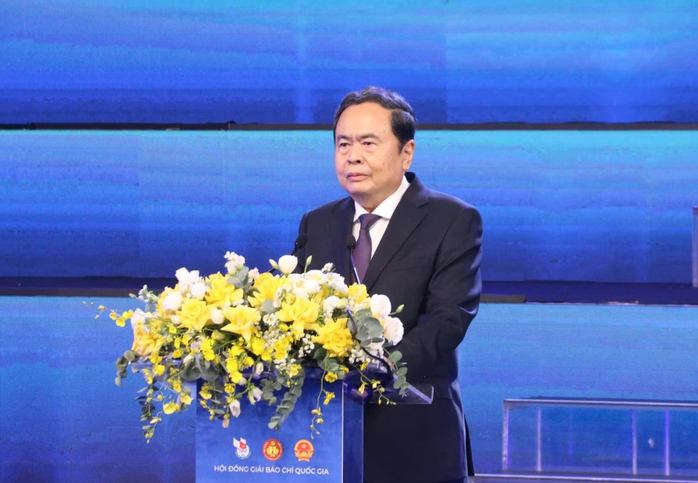 Báo Người Lao Động nhận giải C giải Báo chí Quốc gia lần thứ XX năm 2025 - Ảnh 3. Báo Người Lao Động nhận giải C giải Báo chí Quốc gia lần thứ XX năm 2025 - Ảnh 3.