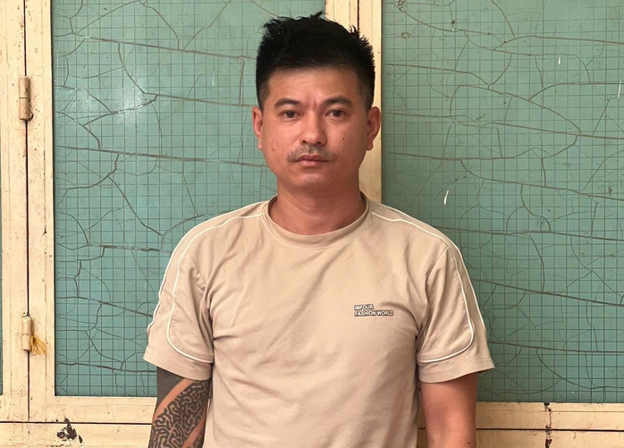 Trần Minh Tuấn lừa đảo chiếm đoạt gần 200 triệu đồng từ một phụ nữ - Ảnh 1. Trần Minh Tuấn lừa đảo chiếm đoạt gần 200 triệu đồng từ một phụ nữ - Ảnh 1.