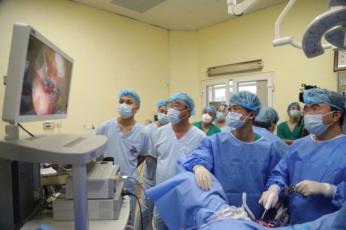 Đề xuất mới về giấy chuyển tuyến BHYT - Ảnh 2.