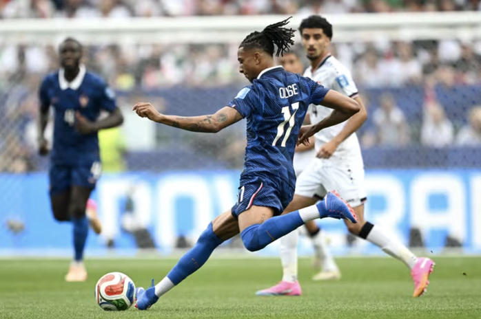 Mbappe lập cú đúp, Pháp tiễn tuyển Iraq về nước sớm - Ảnh 3.