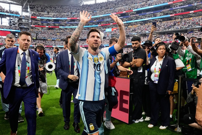 Messi lập cú đúp lịch sử, Argentina sớm giành vé vào vòng 1/16 World Cup 2026 - Ảnh 5.