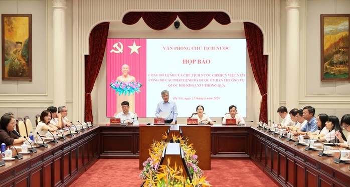 Công bố lệnh Chủ tịch nước về 2 Pháp lệnh thúc đẩy chuyển đổi số 2026 - Ảnh 1. Công bố lệnh Chủ tịch nước về 2 Pháp lệnh thúc đẩy chuyển đổi số 2026 - Ảnh 1.