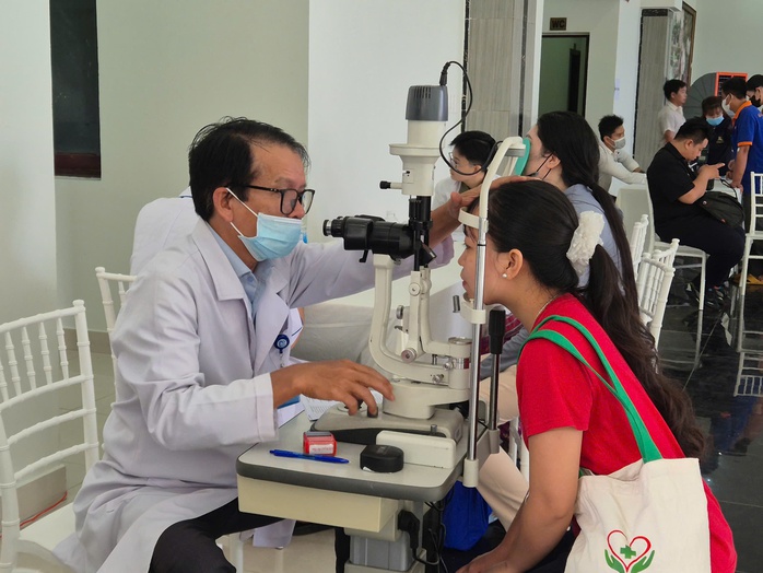 Đừng xem nhẹ bệnh nghề nghiệp - Ảnh 1.