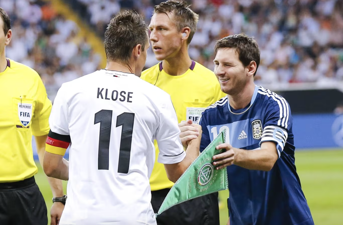 Lionel Messi và bộ sưu tập kỷ lục đồ sộ ở tuyển Argentina - Ảnh 4.