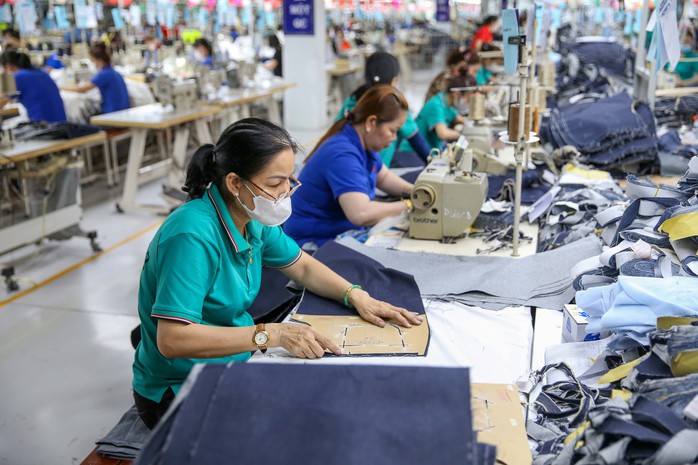 Đề xuất tăng lương tối thiểu vùng mức 9,8% hoặc 8,5% - Ảnh 1. Đề xuất tăng lương tối thiểu vùng mức 9,8% hoặc 8,5% - Ảnh 1.