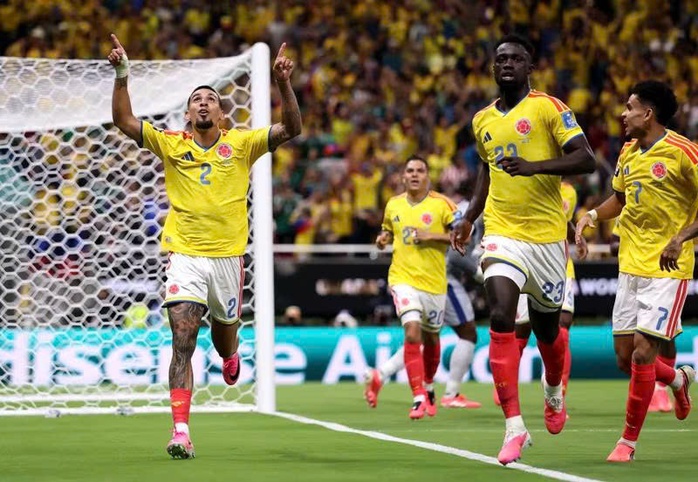 Vất vả hạ CHDC Congo, Colombia đoạt v&eacute; v&agrave;o v&ograve;ng knock-out - Ảnh 3.