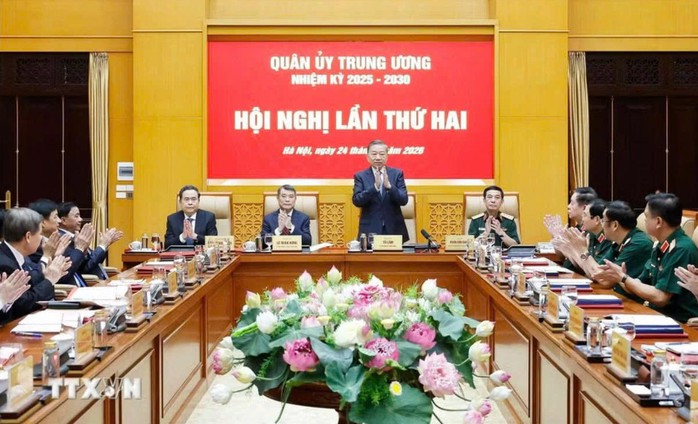 Tổng Bí thư, Chủ tịch nước Tô Lâm: Bảo vệ Tổ quốc từ sớm, từ xa, không để bất ngờ trong mọi tình huống - Ảnh 1.