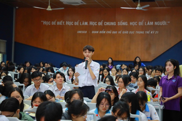 Trường ĐH Luật TPHCM c&ocirc;ng khai 4 đề &aacute;n đ&agrave;o tạo mới  - Ảnh 2.