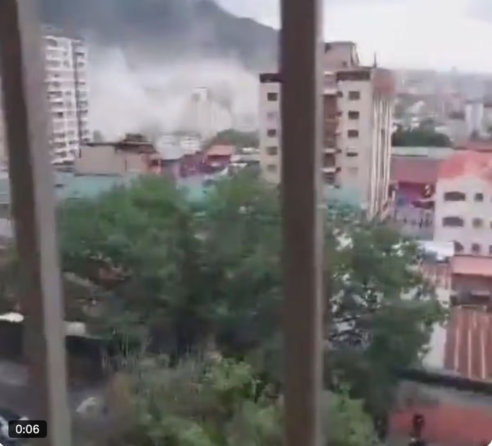 Động đất mạnh nhất hơn một thế kỷ tại Venezuela: Nhiều t&ograve;a nh&agrave; sập, c&oacute; thương vong - Ảnh 1.