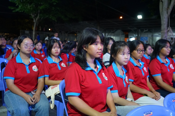 Kể chuyện lịch sử bằng nh&acirc;n chứng sống - Ảnh 6.