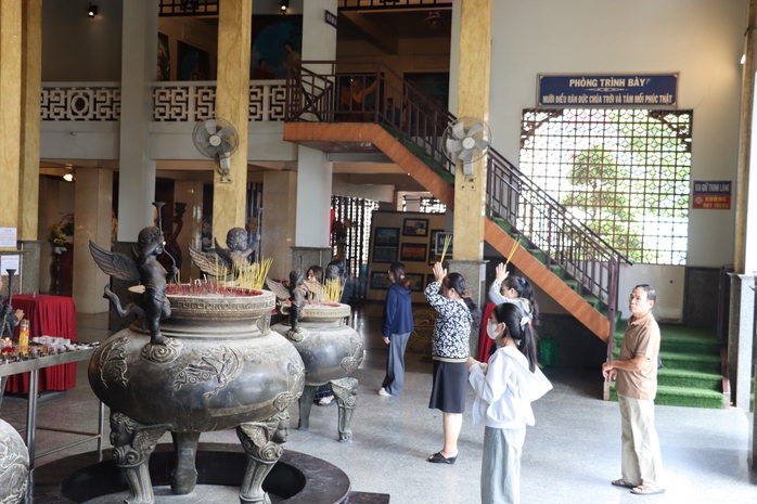 VIDEO: Th&aacute;nh đường Tắc Sậy trước lễ Tuy&ecirc;n phong Ch&acirc;n phước linh mục Phanxic&ocirc; Xavi&ecirc; Trương Bửu Diệp - Ảnh 2.