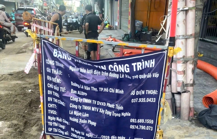 CSGT ph&aacute;t hiện nhiều lỗi của c&ocirc;ng tr&igrave;nh thi c&ocirc;ng ở TPHCM - Ảnh 1.