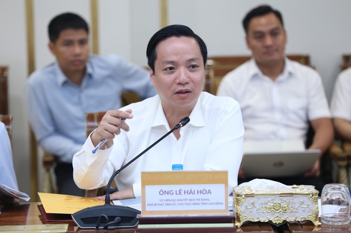 Cao Bằng mời gọi T&T Group nghi&ecirc;n cứu ph&aacute;t triển m&ocirc; h&igrave;nh kinh tế cửa khẩu mới - Ảnh 2.