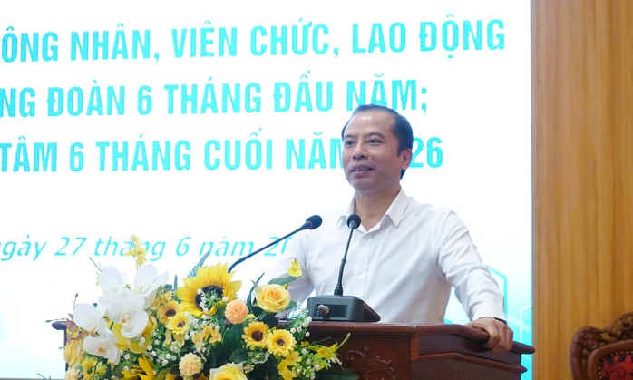 C&ocirc;ng đo&agrave;n Thanh H&oacute;a thăm l&agrave;m tốt c&ocirc;ng t&aacute;c chăm lo, bảo vệ lợi ch&iacute;nh đ&aacute;ng cho người lao động - Ảnh 1.