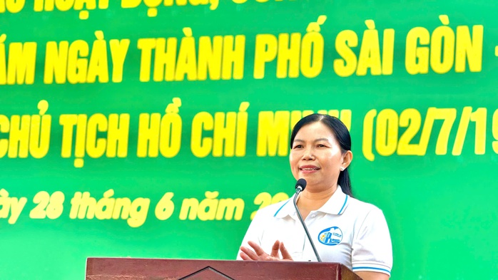 X&atilde; B&igrave;nh Lợi, TPHCM: Ra mắt c&ocirc;ng tr&igrave;nh tuyến đường hoa kiểu mẫu gắn với chuyển đổi số - Ảnh 18.
