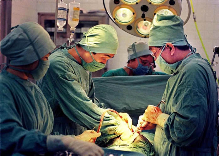 GS Nguyễn Đ&igrave;nh Hối, Gi&aacute;m đốc đầu ti&ecirc;n Bệnh viện Đại học Y Dược TPHCM, qua đời - Ảnh 2.