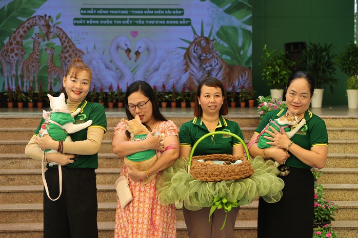 Thảo Cầm Vi&ecirc;n lan tỏa y&ecirc;u thương nh&acirc;n Ng&agrave;y Gia đ&igrave;nh Việt Nam - Ảnh 3.