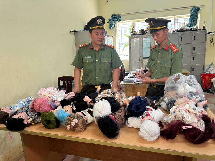 Kuman Thong x&acirc;m nhập trường học: C&ocirc;ng an T&acirc;y Ninh tạm giữ nhiều đồ vật li&ecirc;n quan - Ảnh 1.