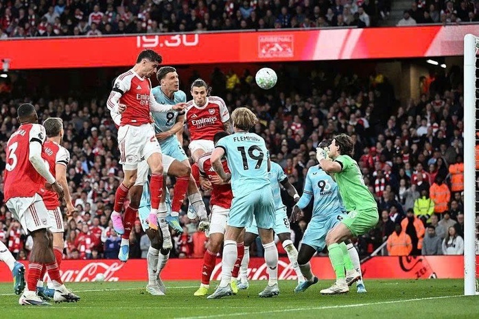 FIFA chuẩn bị &aacute;p dụng luật &ldquo;chống Arsenal&rdquo; tại World Cup 2026 - Ảnh 1.