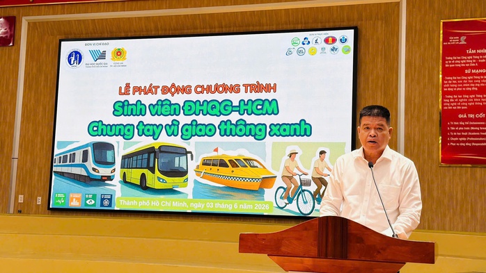 ĐHQG TPHCM khuyến kh&iacute;ch sinh vi&ecirc;n đi bu&yacute;t, metro, giảm xe c&aacute; nh&acirc;n - Ảnh 2.