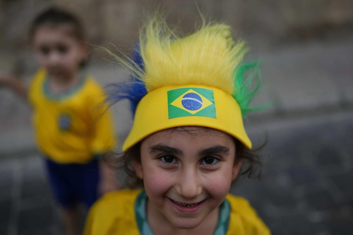 &ldquo;Lễ hội&rdquo; đặc biệt tại Lebanon mừng Brazil đi tiếp World Cup 2026 - Ảnh 3.