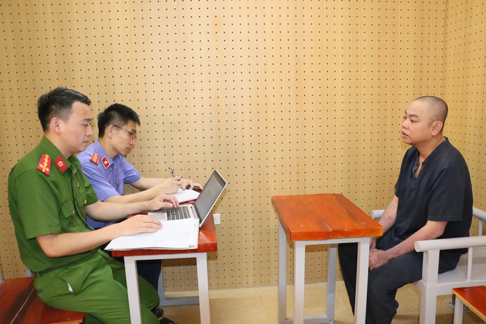 Giả danh phóng viên thu thập tài liệu, hình ảnh lực lượng CSGT để tống tiền - Ảnh 3.