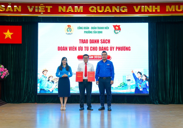 Đo&agrave;n vi&ecirc;n, CNVC-LĐ phường T&acirc;n Định gửi gắm kiến nghị về việc l&agrave;m, nh&agrave; ở x&atilde; hội - Ảnh 7.