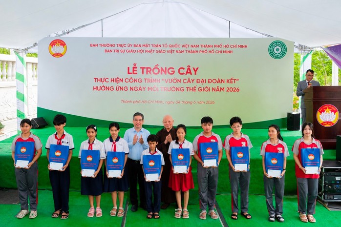 Gieo mầm xanh, vun đắp đại đo&agrave;n kết giữa l&ograve;ng TPHCM - Ảnh 3.