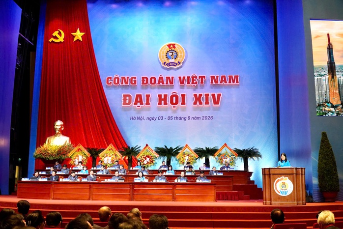 C&ocirc;ng đo&agrave;n phải gần gũi, lắng nghe, h&agrave;nh động v&igrave; người lao động - Ảnh 2.