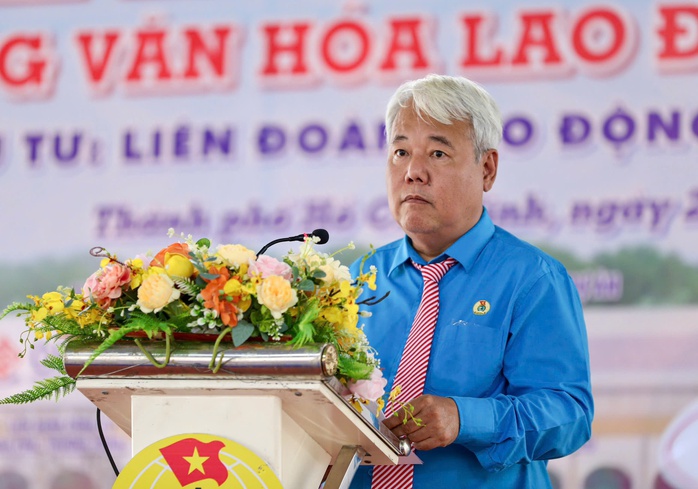 Chủ tịch LĐLĐ TPHCM B&ugrave;i Thanh Nh&acirc;n được bầu v&agrave;o Ban Thường vụ Tổng LĐLĐ Việt Nam kh&oacute;a mới - Ảnh 3.