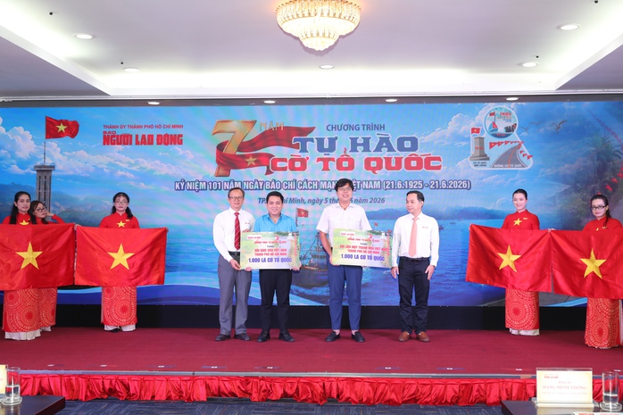 H&agrave;nh tr&igrave;nh phụng sự Tổ quốc - Ảnh 2.