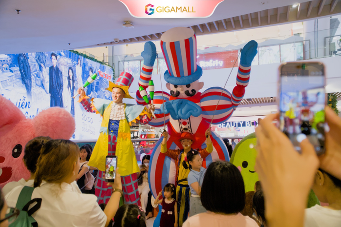 Từ rừng xanh đến vũ trụ công nghệ: Mùa hè kỳ thú đang chờ bạn tại Gigamall - Ảnh 5. Từ rừng xanh đến vũ trụ công nghệ: Mùa hè kỳ thú đang chờ bạn tại Gigamall - Ảnh 5.