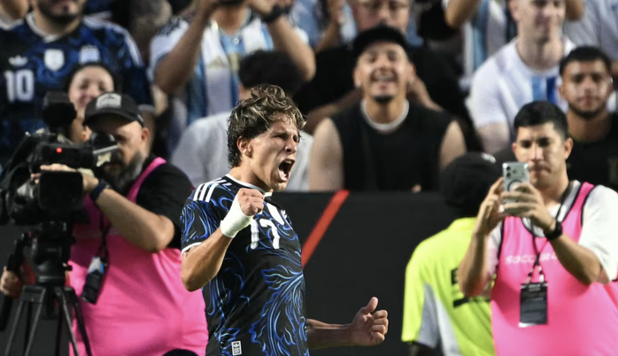 Tuyển Argentina thắng dễ Honduras d&ugrave; vắng Messi - Ảnh 2.
