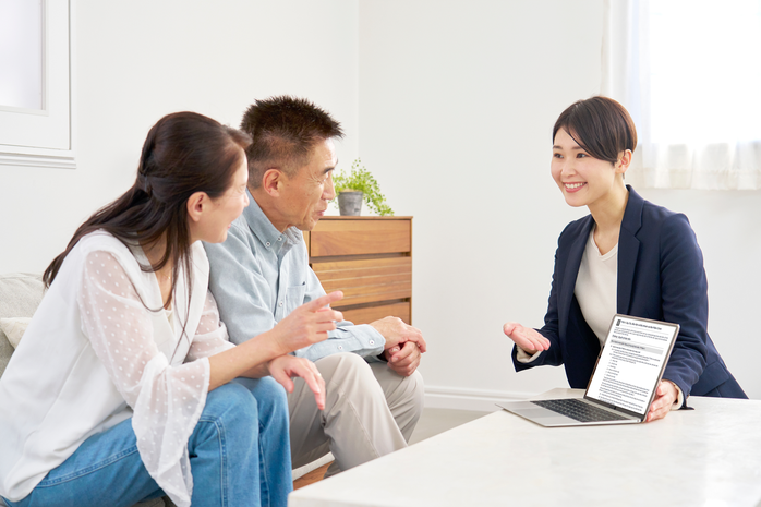 Vì sao nhiều gia đình trên thế giới dành hơn 20% tài sản cho bảo hiểm và hưu trí? - Ảnh 1. Vì sao nhiều gia đình trên thế giới dành hơn 20% tài sản cho bảo hiểm và hưu trí? - Ảnh 1.