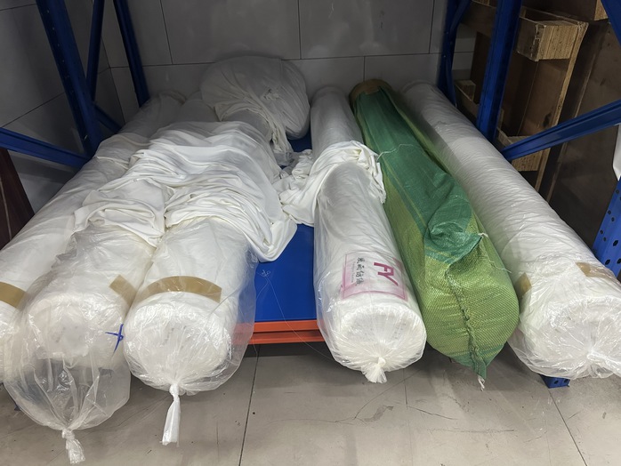 Công an TPHCM khởi tố chủ sở hữu thương hiệu vải áo dài Đất Lành - Ảnh 3.