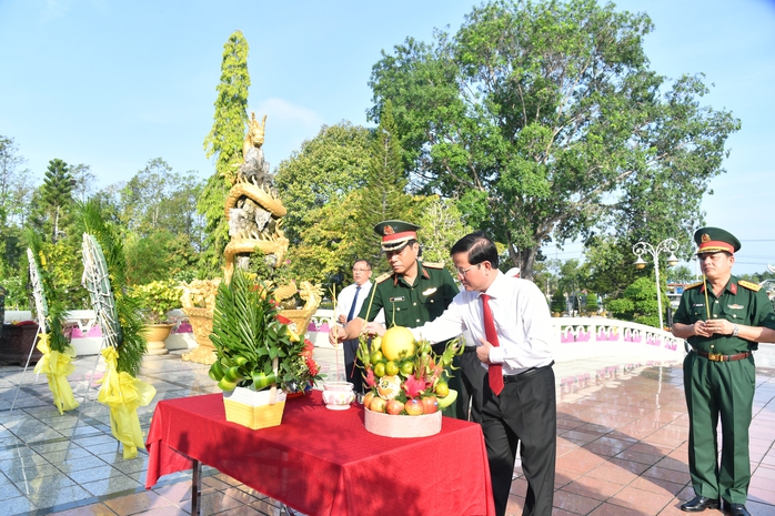 Cần Thơ sẽ tổ chức lấy 5.112 mẫu hài cốt liệt sĩ chưa xác định được thông tin - Ảnh 2.