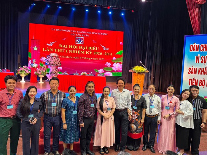 Đại hội Hội S&acirc;n khấu TP HCM - Khi s&acirc;n khấu bước v&agrave;o một kh&ocirc;ng gian ph&aacute;t triển mới - Ảnh 7.