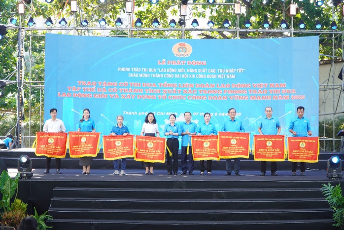 Lan tỏa tinh thần lao động s&aacute;ng tạo trong đo&agrave;n vi&ecirc;n, c&ocirc;ng nh&acirc;n lao động TPHCM - Ảnh 2.